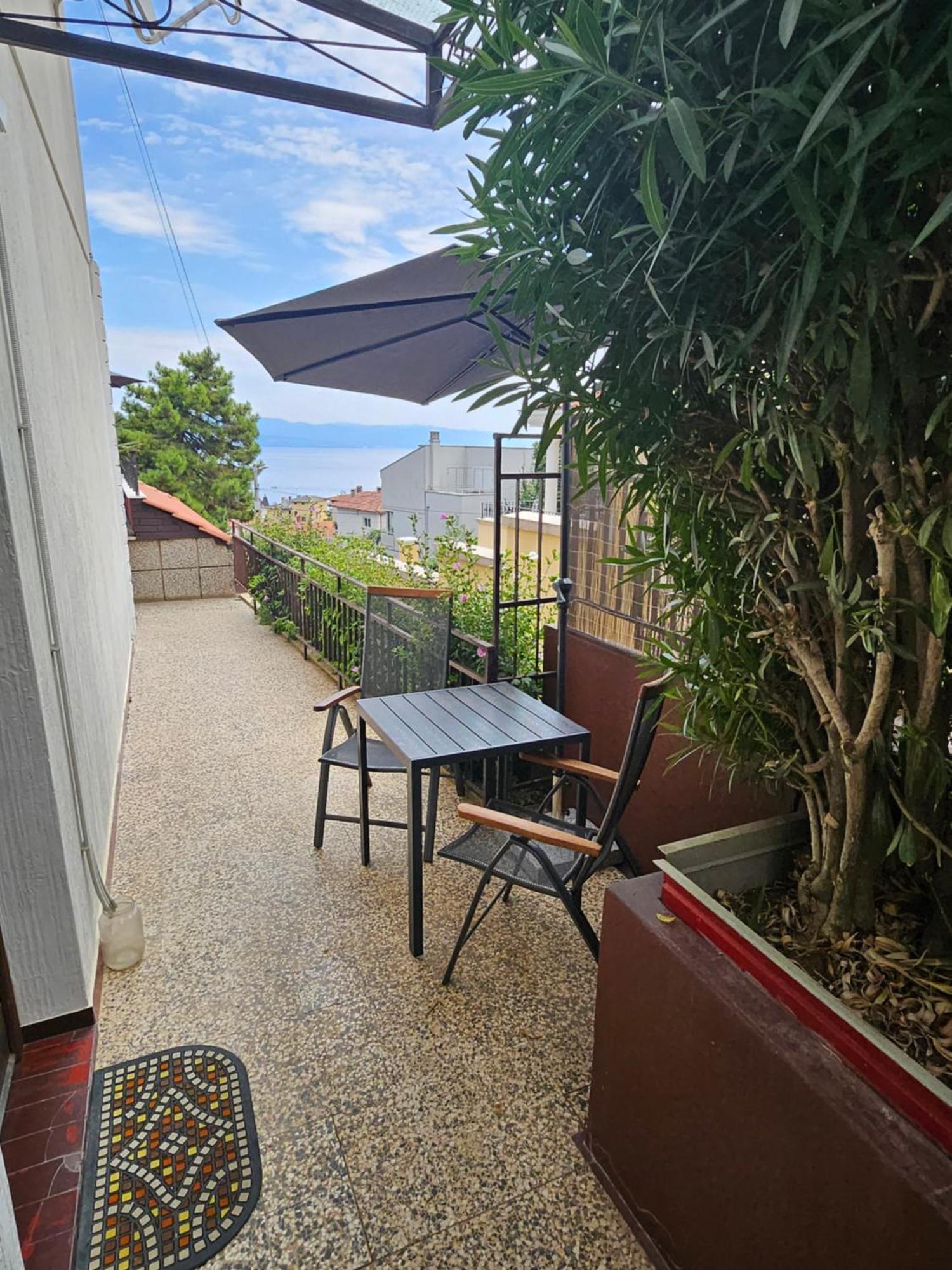 Apartments Rakovic Lovran Exterior foto